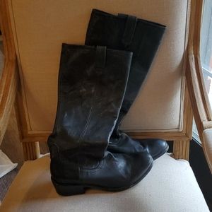 Frye Carson Zip Tall Boot 8